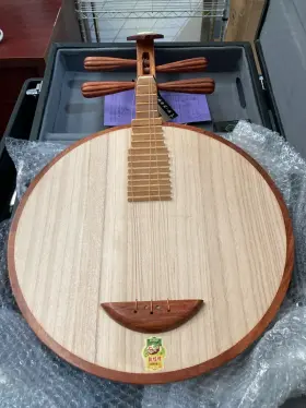Dunhuang 637-4 Yueqin - Chinese Moon Lute Guitar