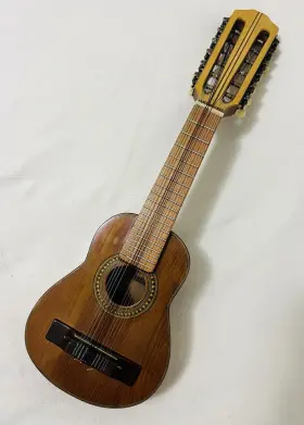 Family Luthier 12pe1996 Charango Original Peruvian Chillador 12 Strings Rare To Find