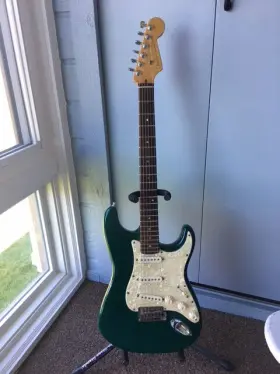 Z0026345 FENDER Transparent American Stratocaster Deluxe