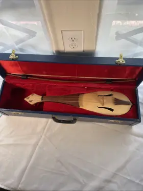 Roosebeck 710552824640 3-string Rebec With Bow And Hard Case