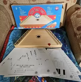 090543070226 TOYS THAT TOOT Zither Music Kids