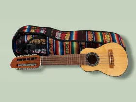 CHA0124 WFH Charango Guitar Cedar Wood Pine Great Sound
